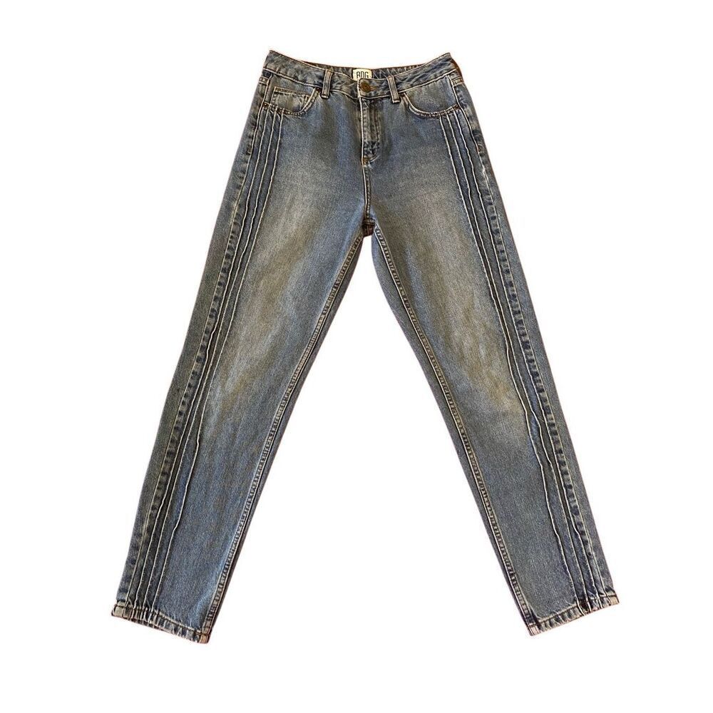 Bdg Urban Outfitters Pleated Mom Jeans Straight Leg Everyday Casual